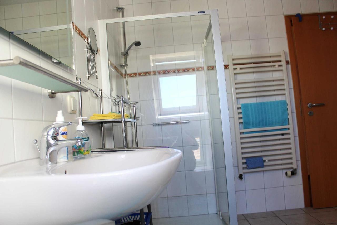 Ferienwohnung Am Schloss Ueckermünde Esterno foto